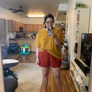 Pull-on Shorts with Pockets